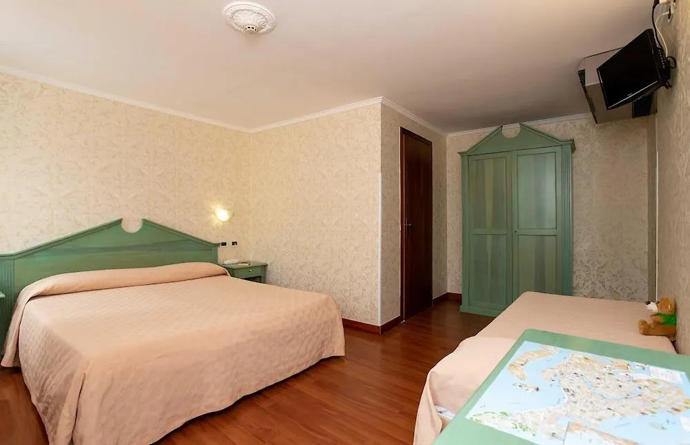 Hotel Tintoretto Venice 3*,