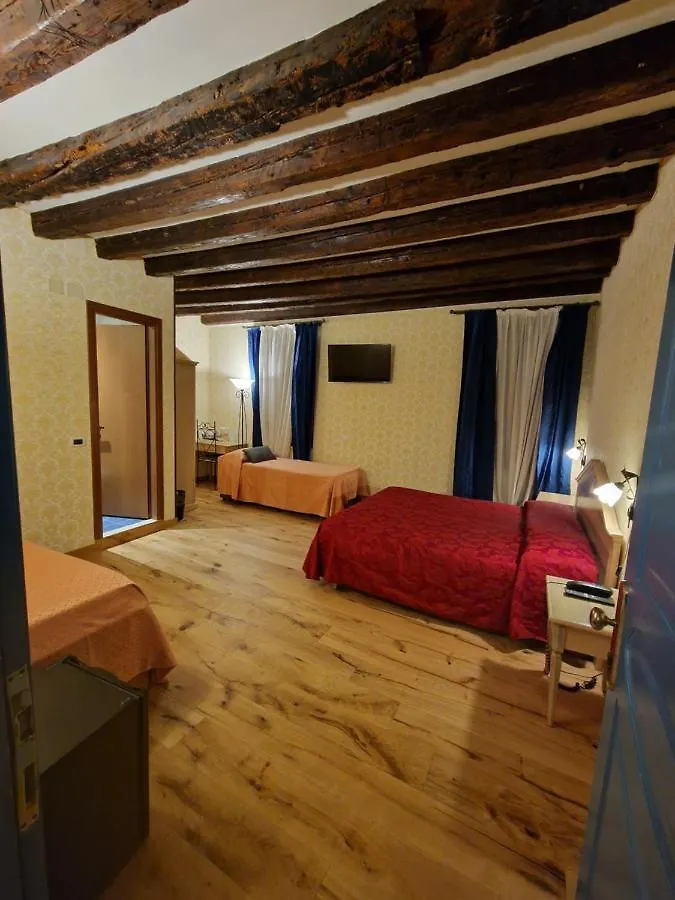 Hotel Tintoretto Venedik