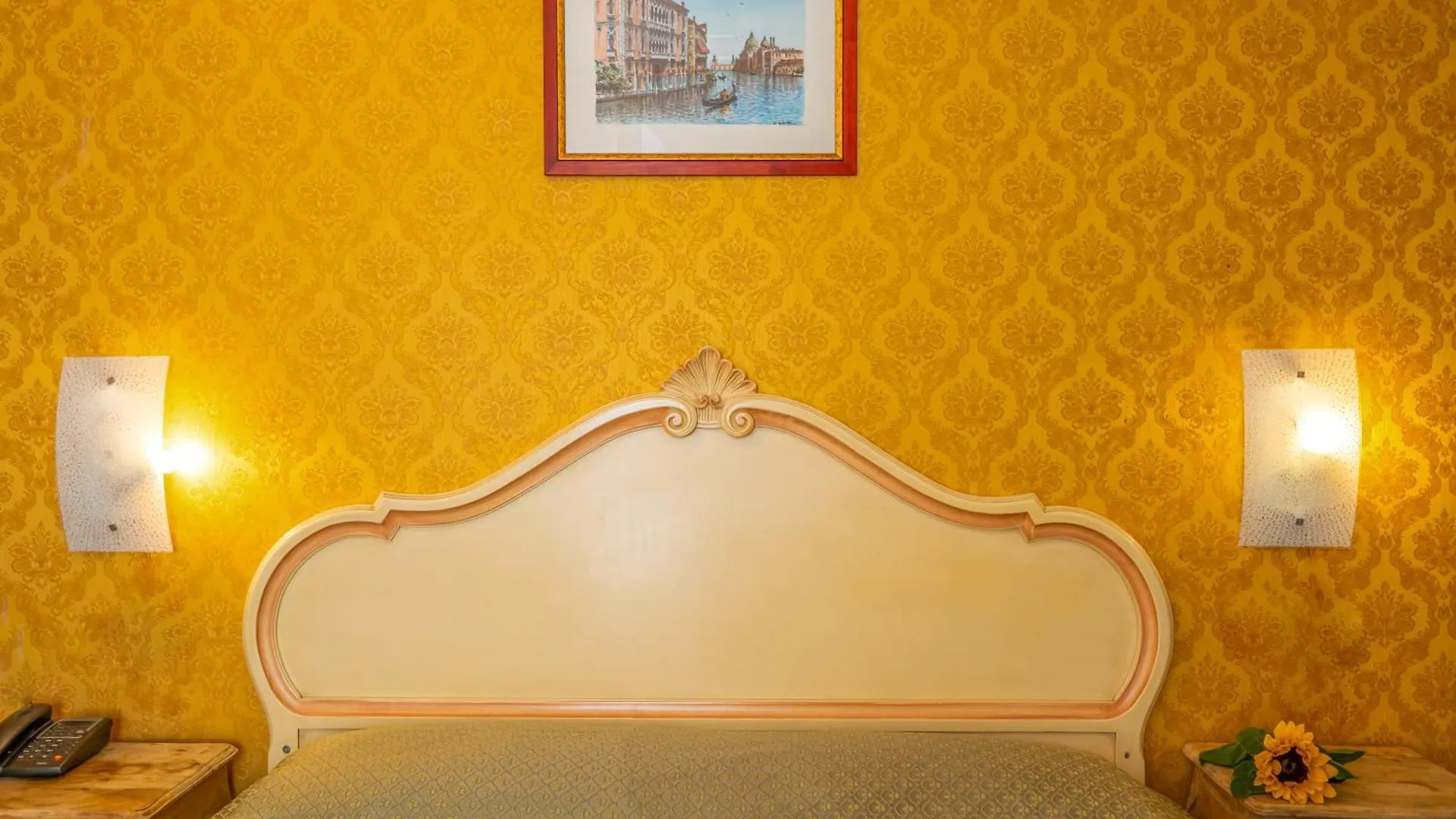 Hotel Tintoretto Venedik 3*,